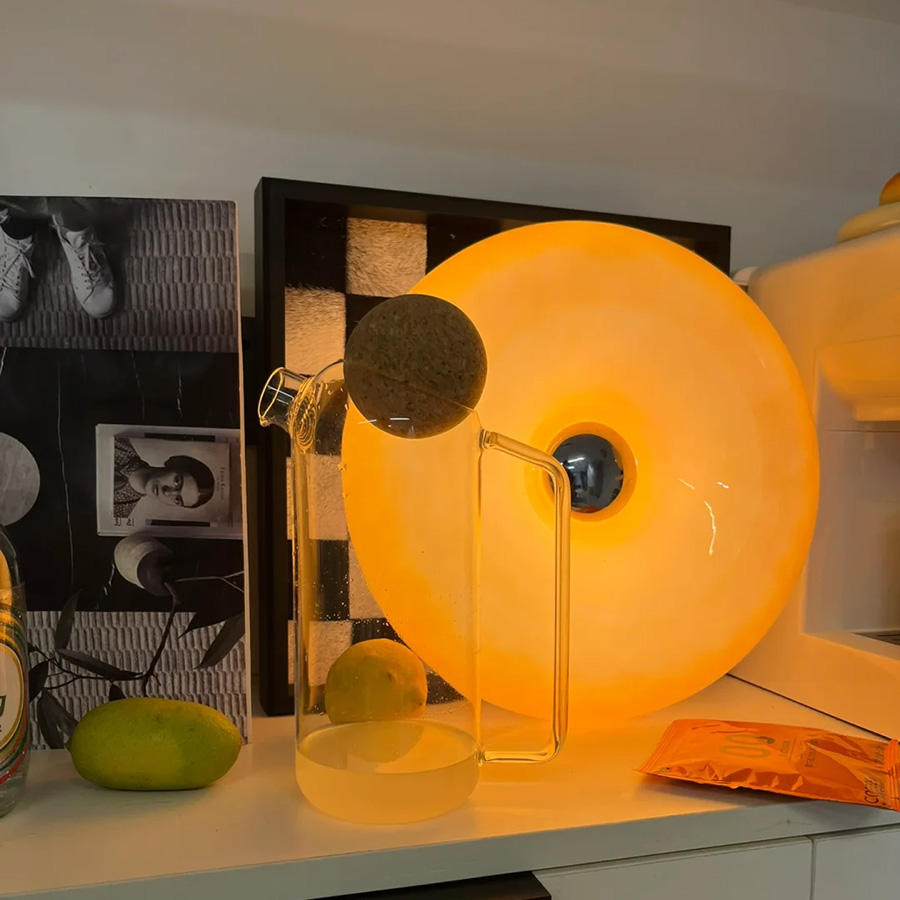 Nara LED Lampe im Bauhaus-Stil mit Donut-Design