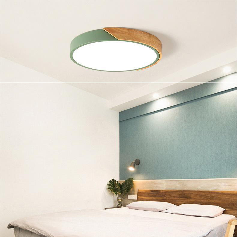 Nordische LED-Deckenleuchte aus Holz – Rundes Design im skandinavischen Stil