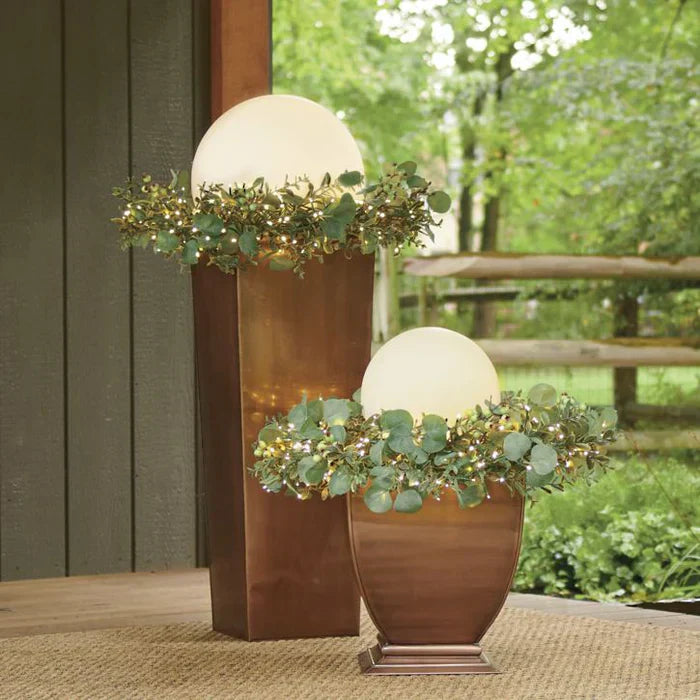 Solarbetriebene Kugelleuchte für Garten und Terrasse