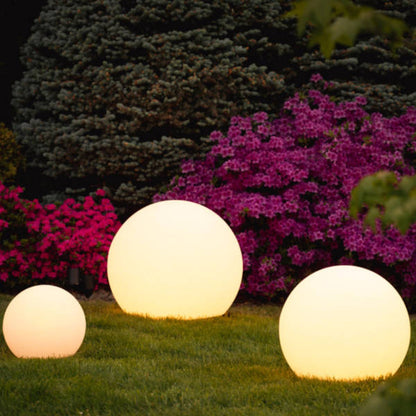 Solarbetriebene Kugelleuchte für Garten und Terrasse