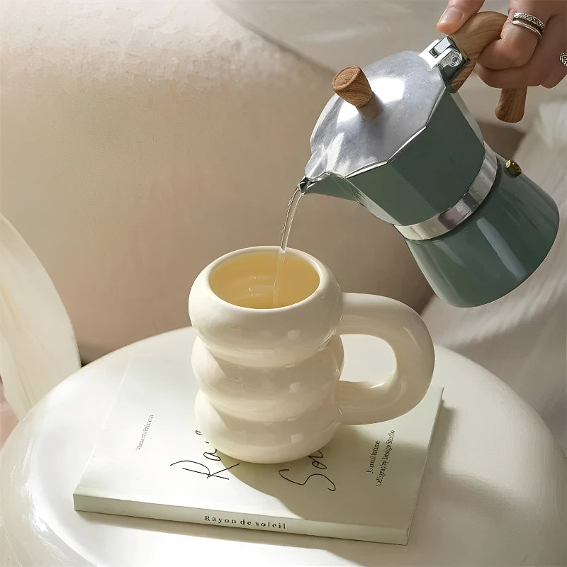 Große Keramiktasse im französischen Stil für Kaffee und Tee