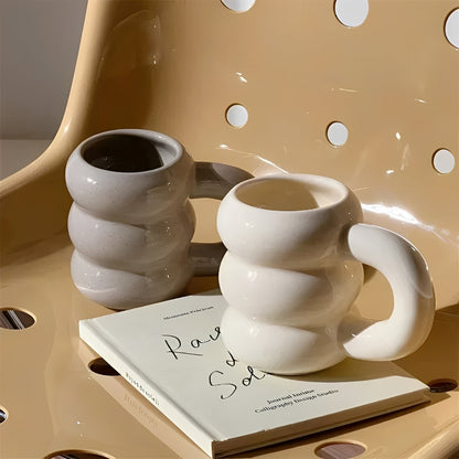 Große Keramiktasse im französischen Stil für Kaffee und Tee