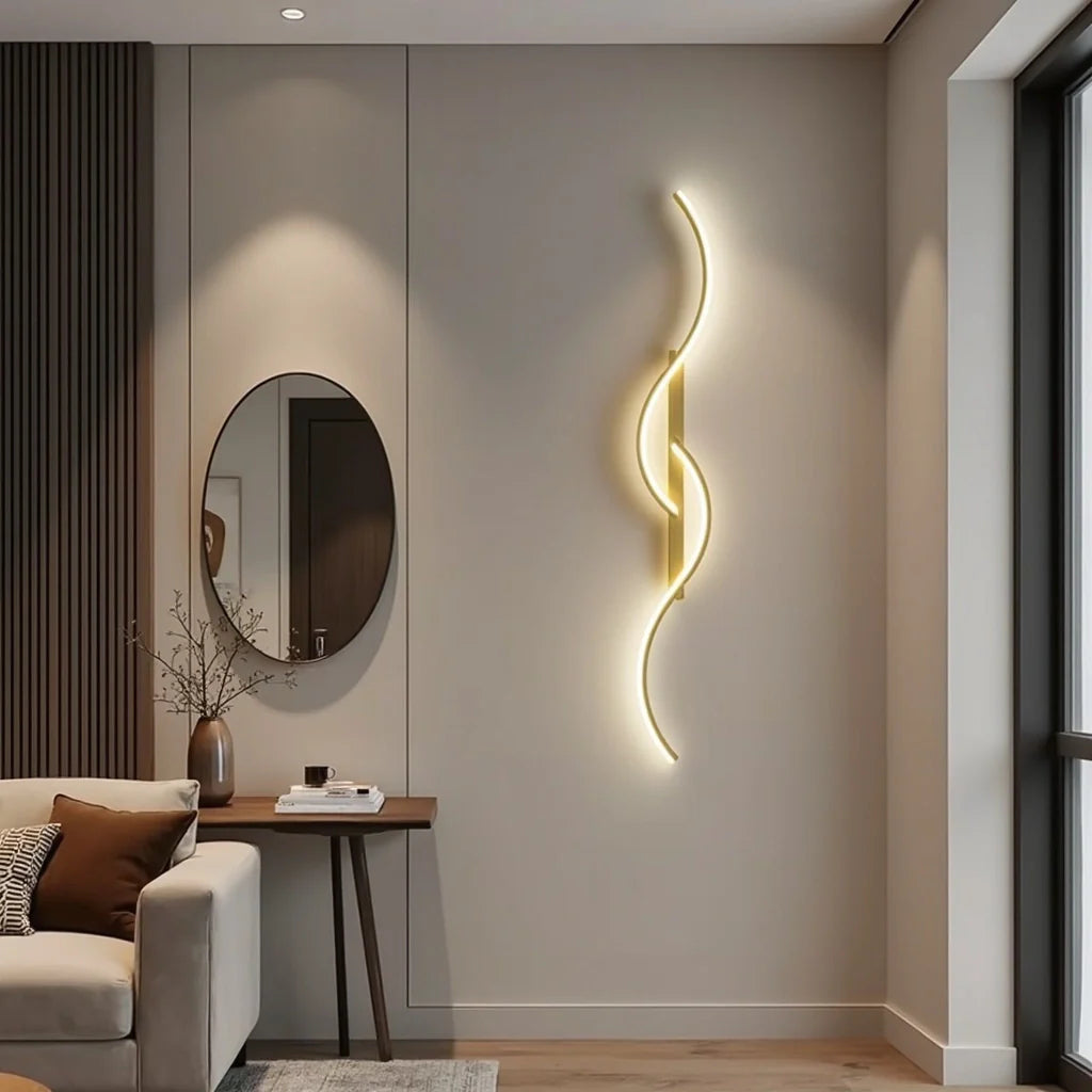 Moderne Wellen-LED Wandleuchte – dimmbar & stilvoll in Gold/Schwarz